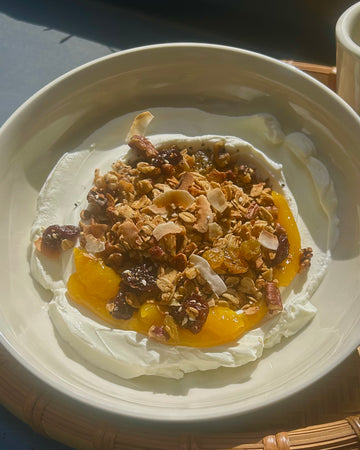 HOUSEMADE GRANOLA WITH YOGURT
